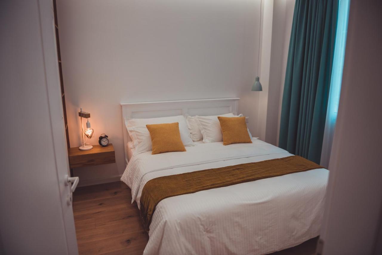 Tam Centre Luxury Serviced Apartments Тирана Екстер'єр фото