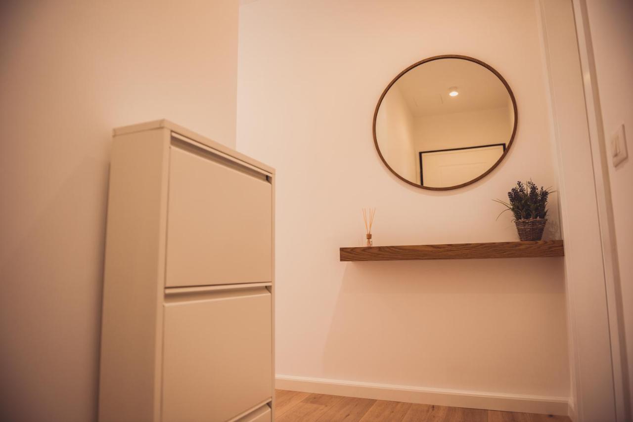 Tam Centre Luxury Serviced Apartments Тирана Екстер'єр фото